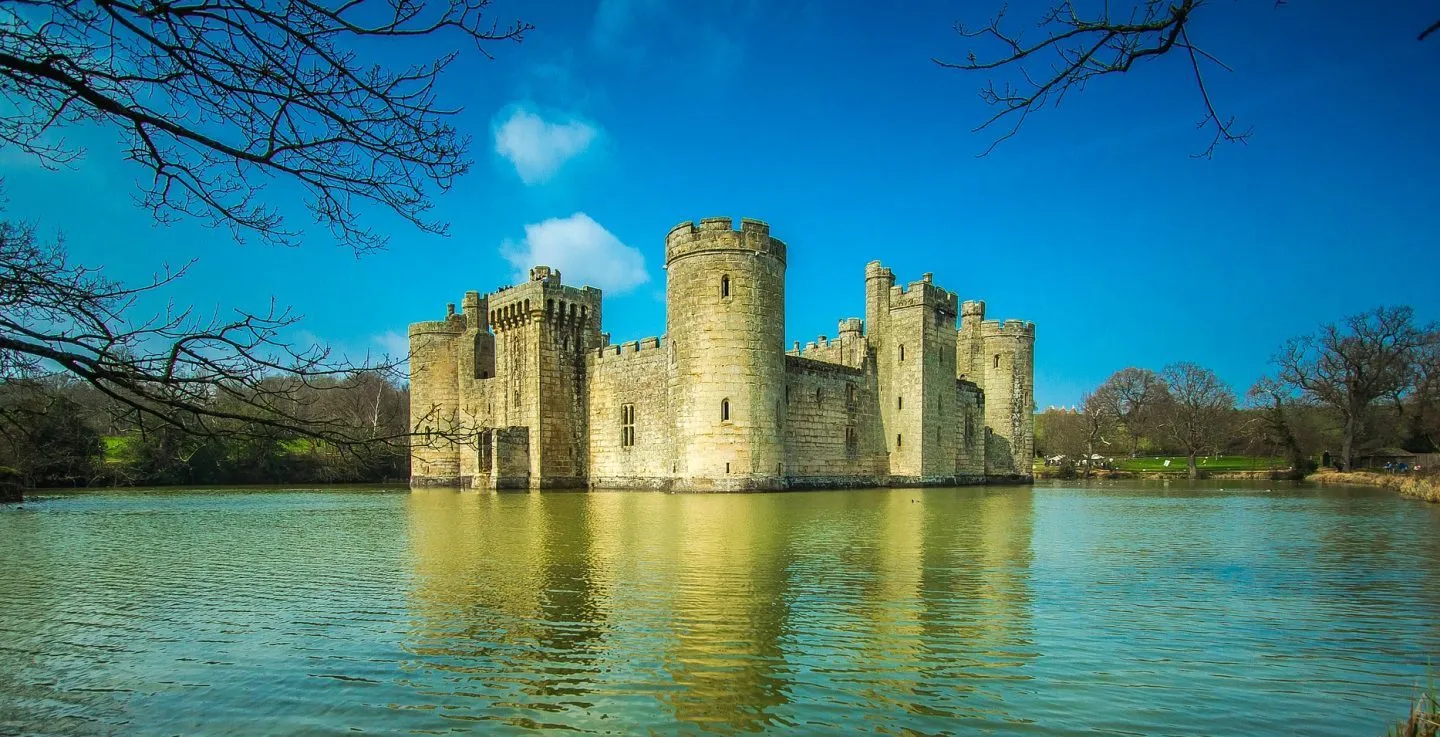 Castles, Coastlines, and Culture: The Ultimate Family Adventure Across the UK