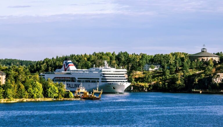Cruise & Ferry, PL: Discovering Poland’s Waterways, Baltic Ports & Island Escapes