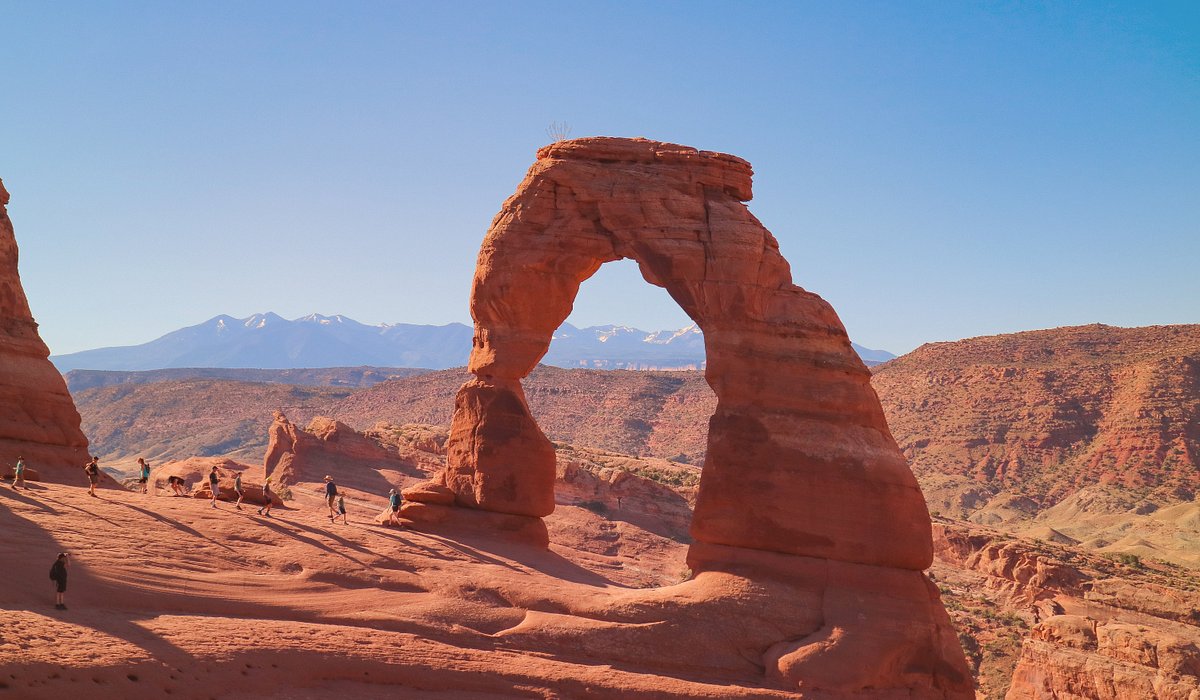 From Coast to Canyon: Epic Group Trips Across the USA’s Most Iconic Landscapes