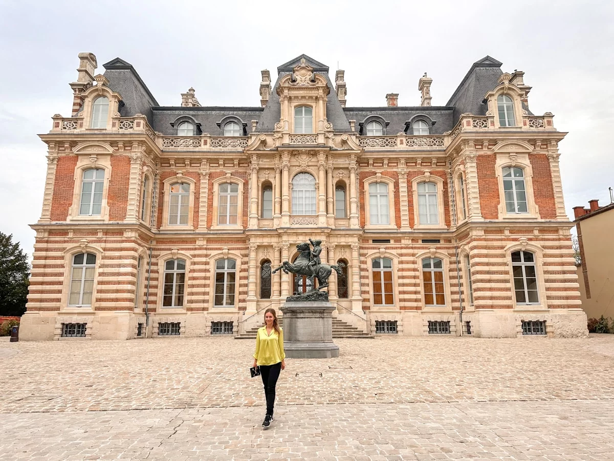 Châteaux, Champagne, and Chic: The Ultimate Luxury Trip Through France