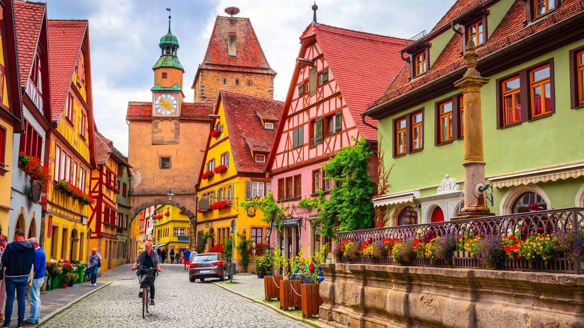 Castles, Cars, and Culture: A Luxury Trip Through Germany’s Finest Experiences